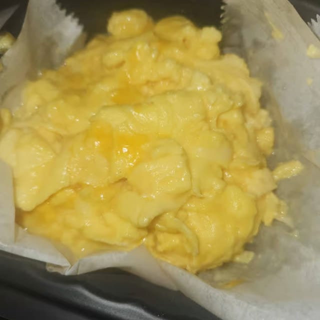 Eggs.